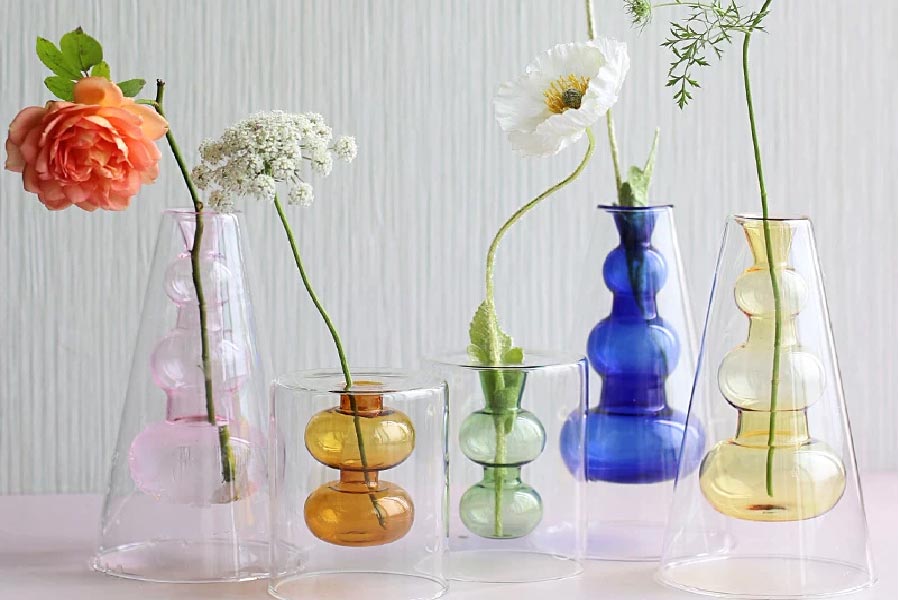 بطری شیشه‌ای؛ کاربرد تزئینی و مصرفی در کنار هم
